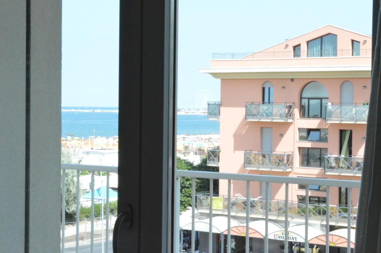רימיני Hotel Riva E Mare מראה חיצוני תמונה