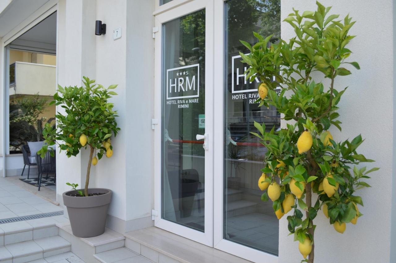 רימיני Hotel Riva E Mare מראה חיצוני תמונה