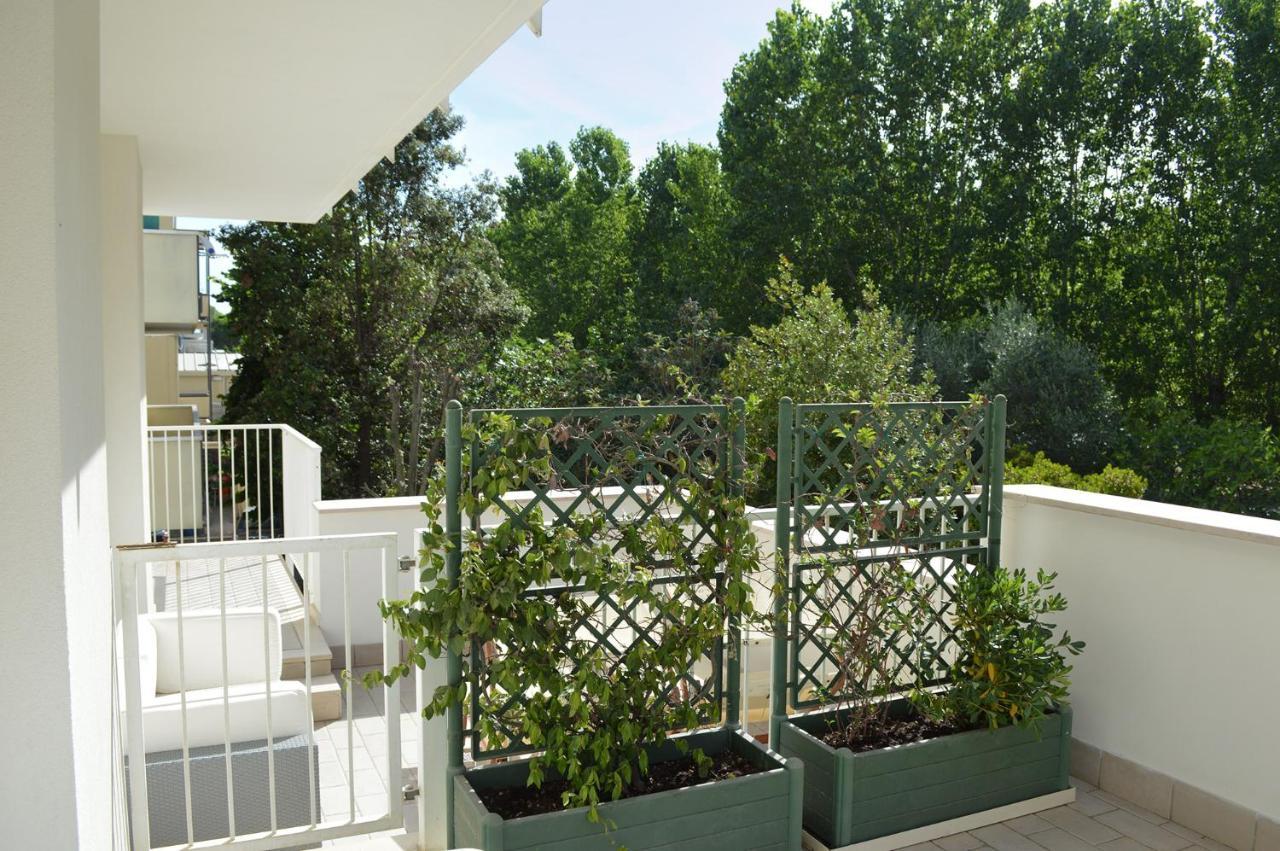 רימיני Hotel Riva E Mare מראה חיצוני תמונה